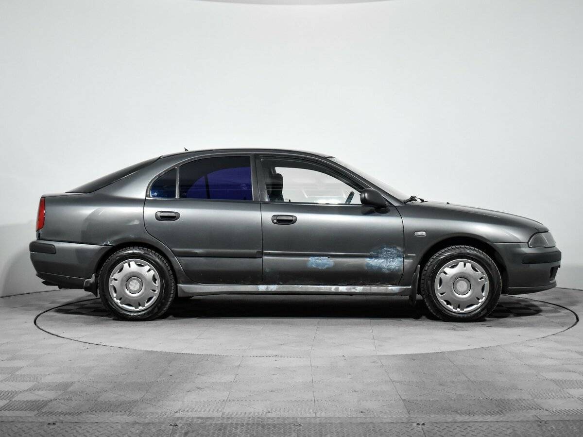 Mitsubishi Carisma