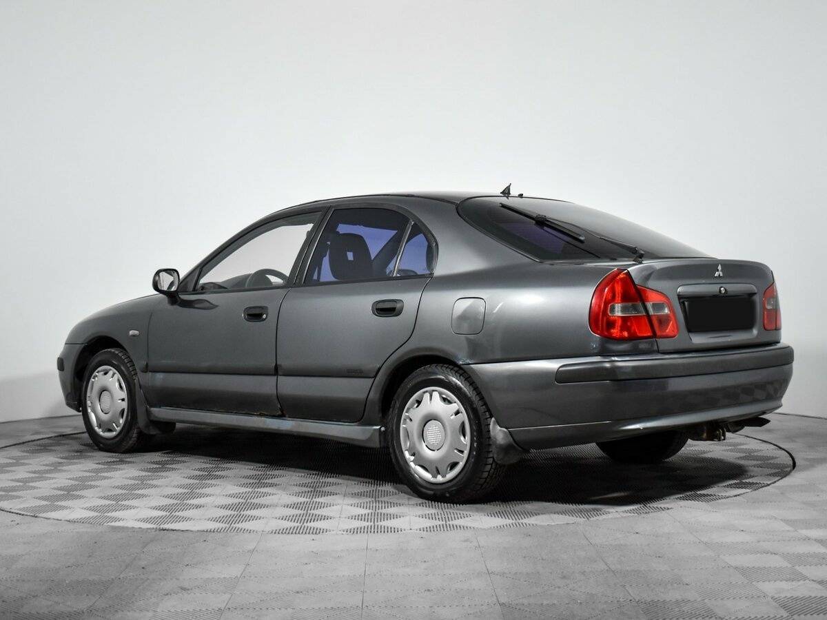 Mitsubishi Carisma