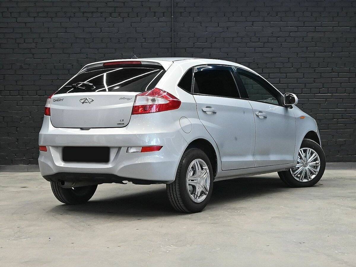 Chery Very (A13)