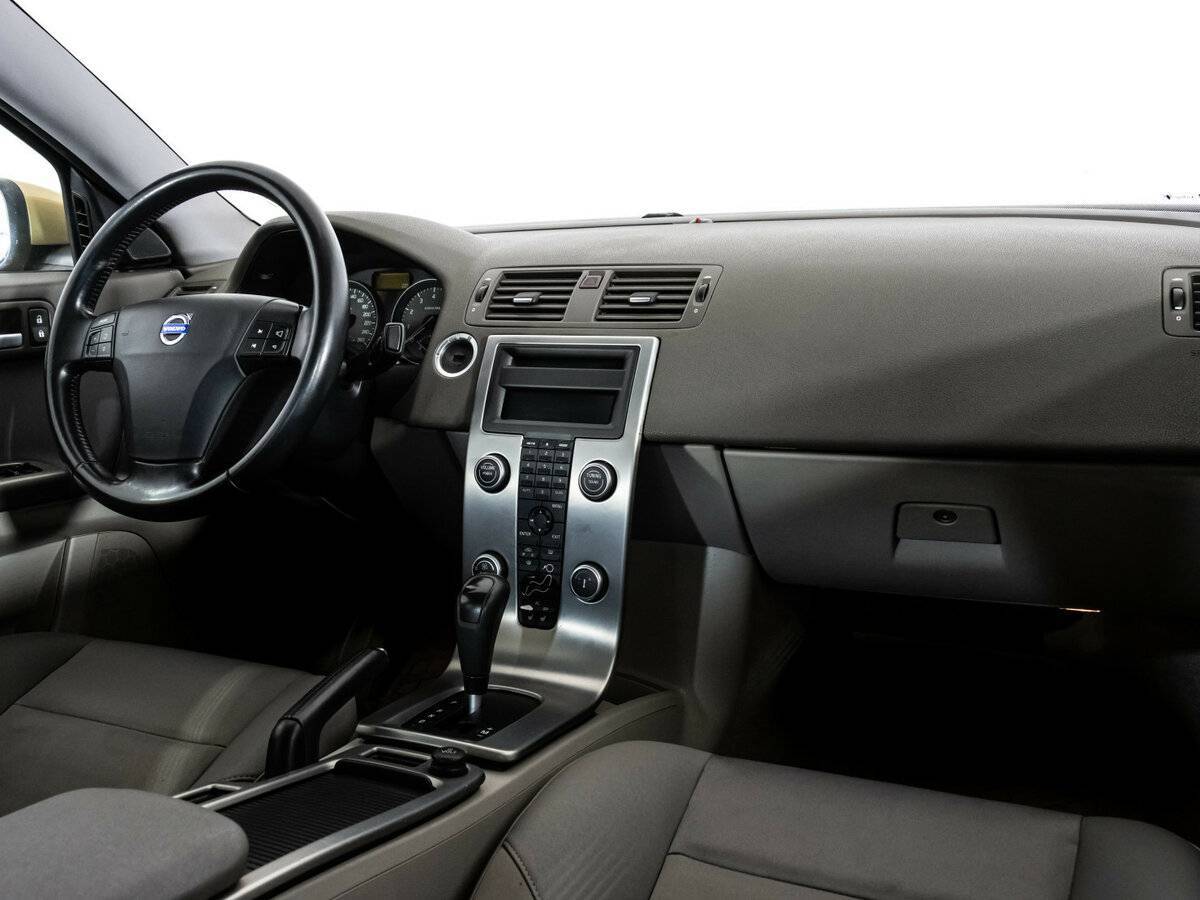 Volvo S40