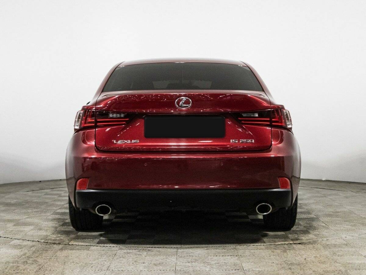 Lexus IS