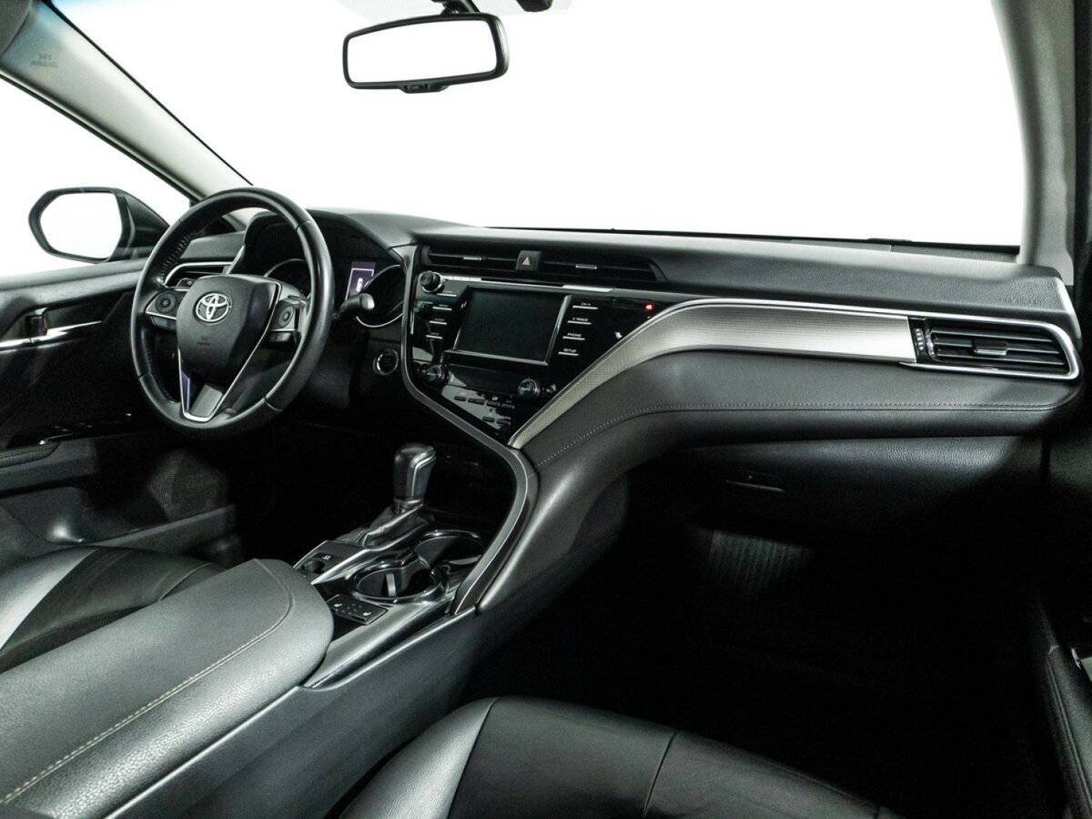 Toyota Camry 2018