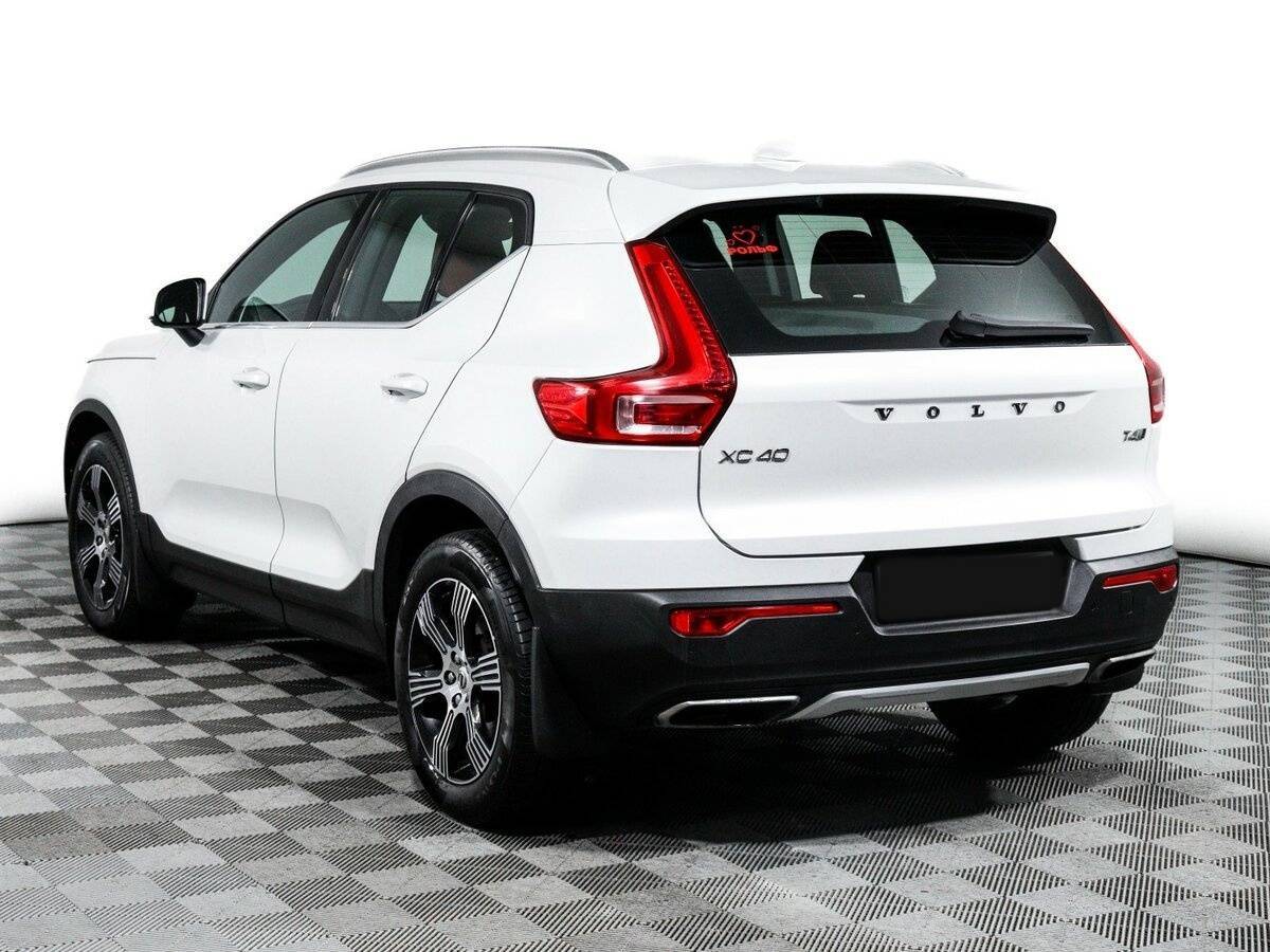 Volvo XC40