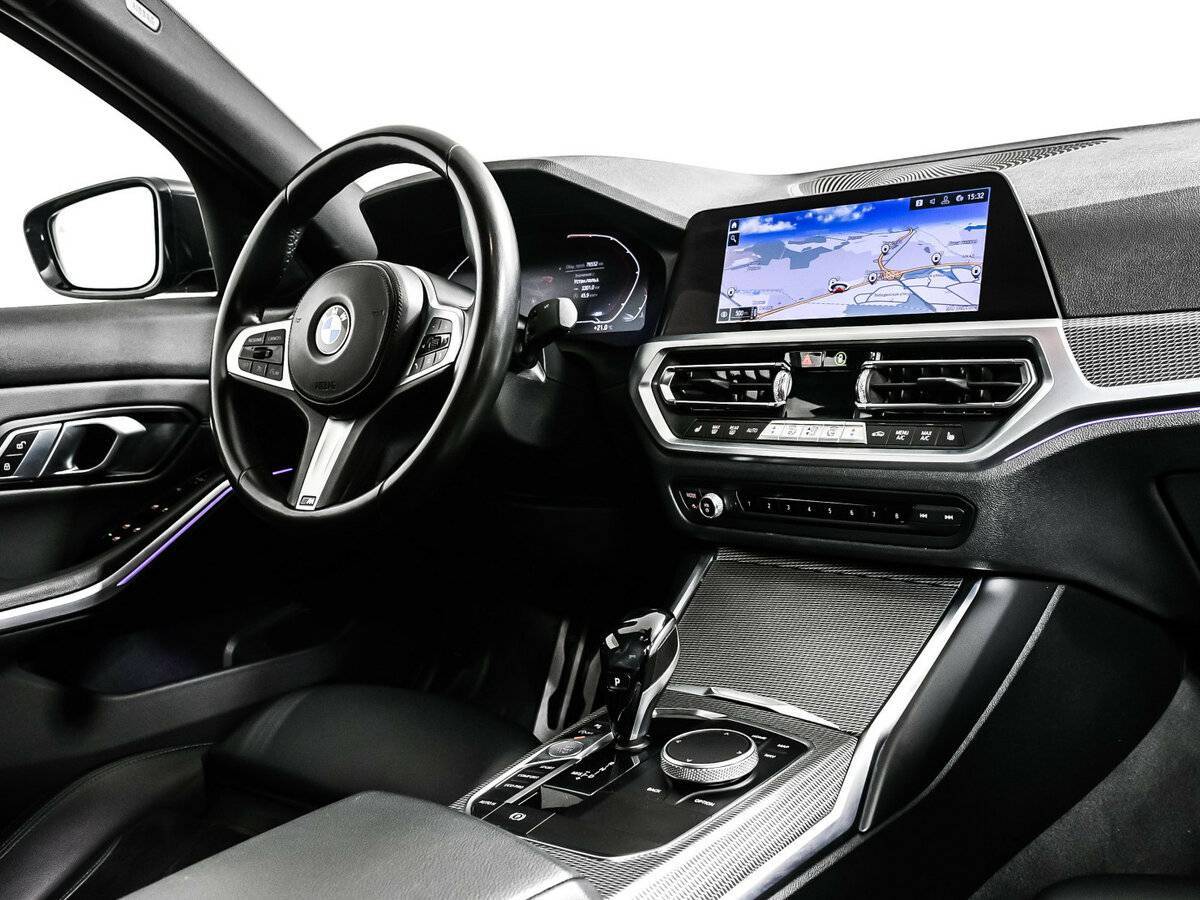 BMW 3 серии 2019