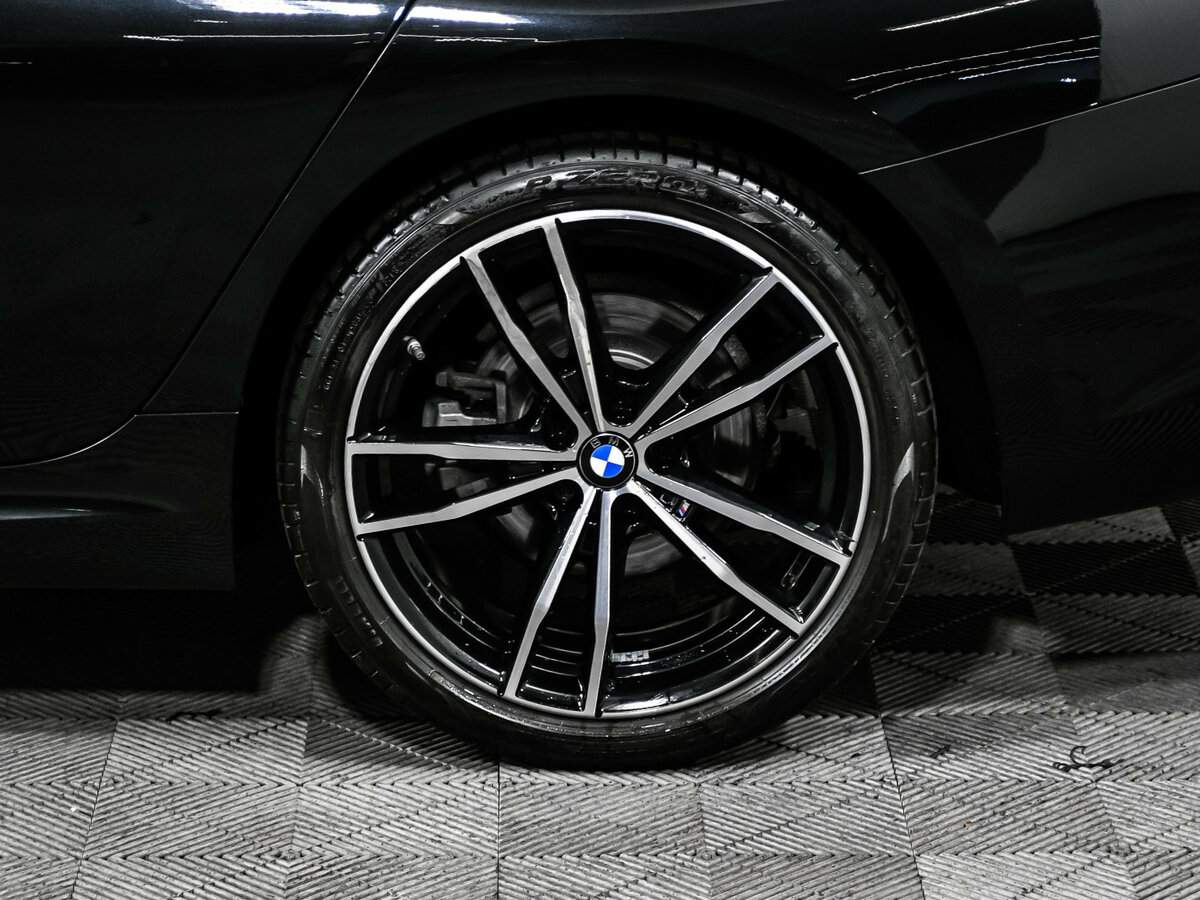BMW 3 серии 2019