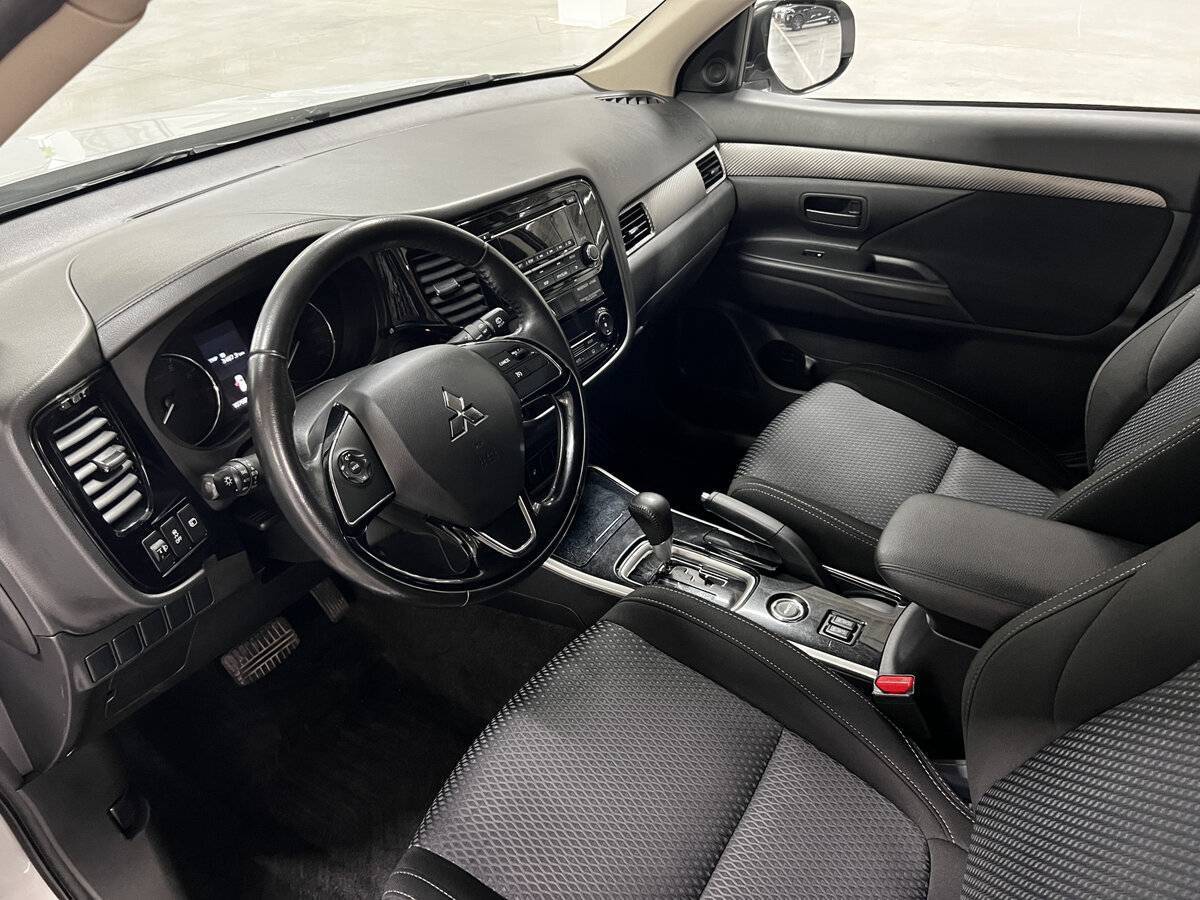 Mitsubishi Outlander 2017