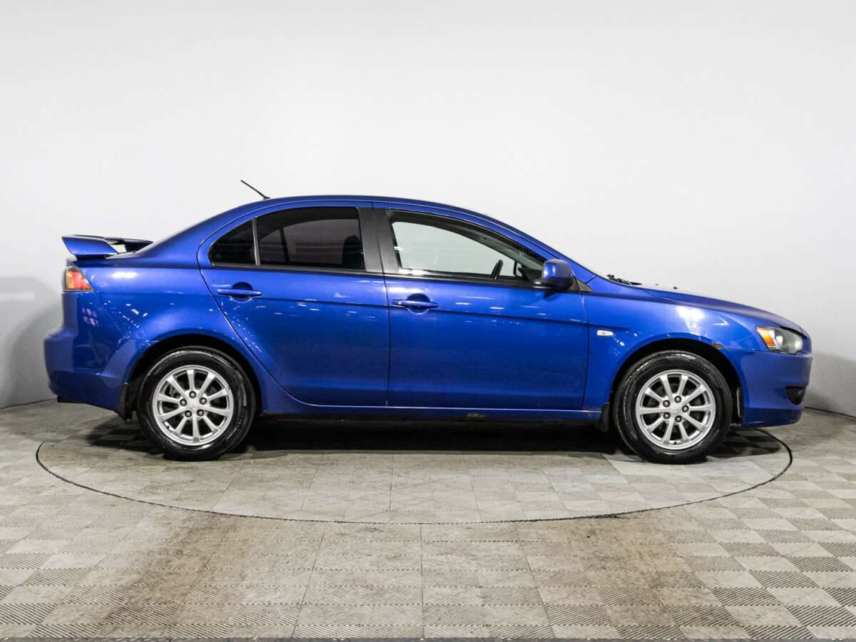Mitsubishi Lancer