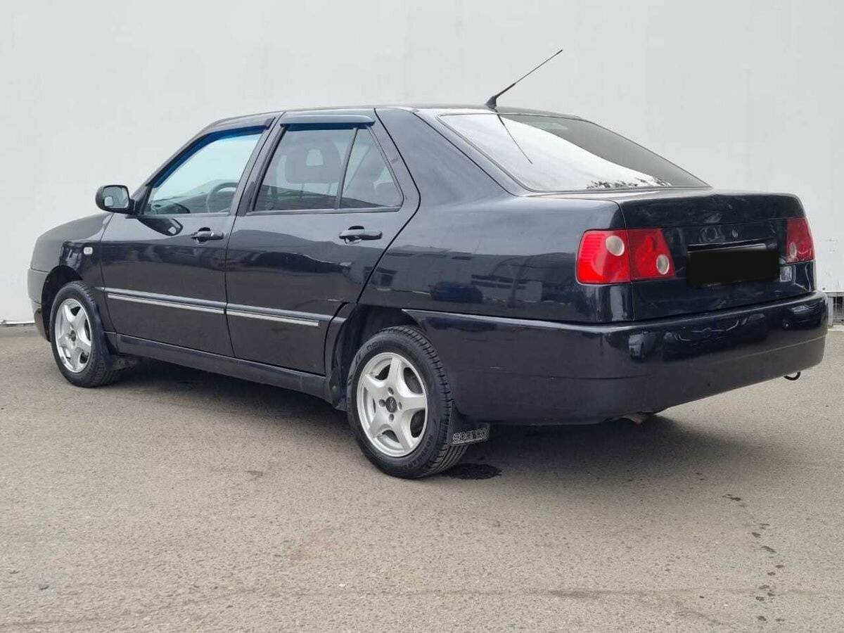 Chery Amulet (A15)