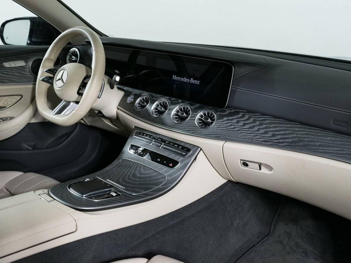 Mercedes-Benz E-Класс 2021