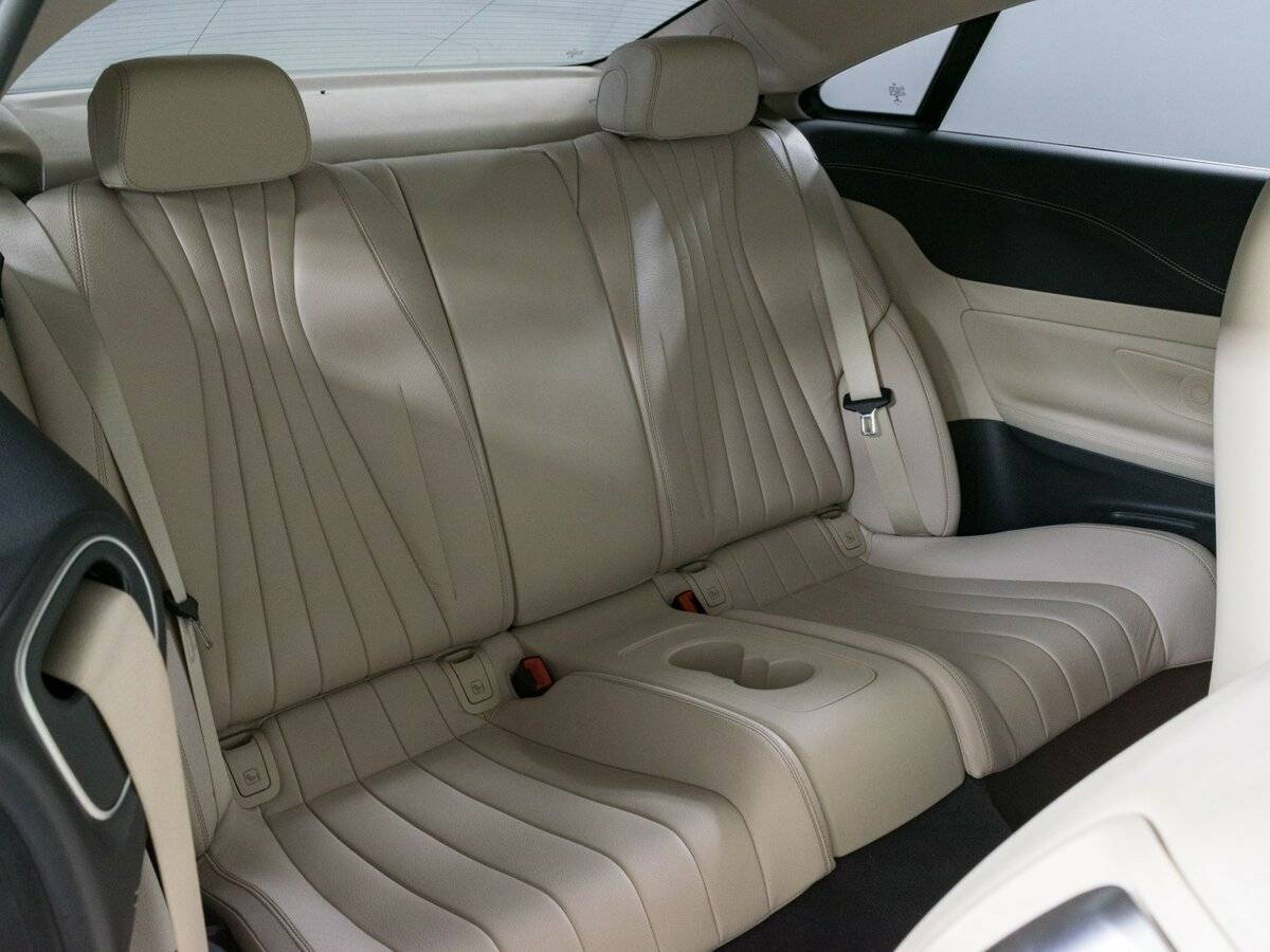 Mercedes-Benz E-Класс 2021
