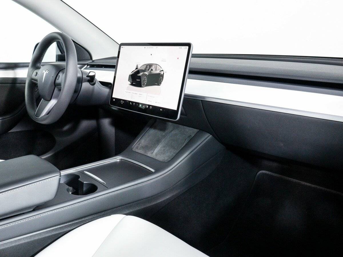 Tesla Model Y 2022