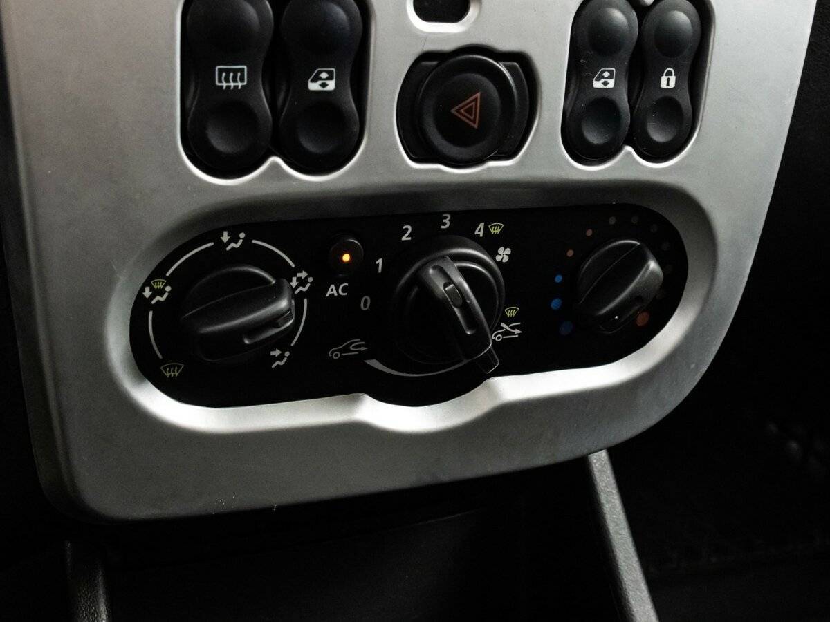Lada (ВАЗ) Largus 2014