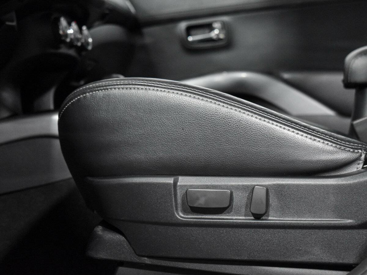 Mitsubishi Outlander 2011