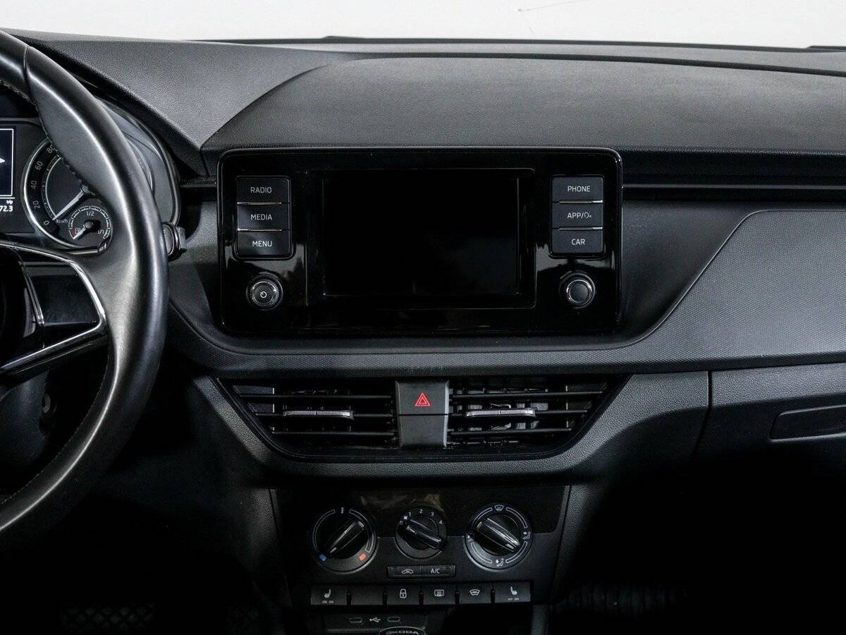 Skoda Rapid 2021