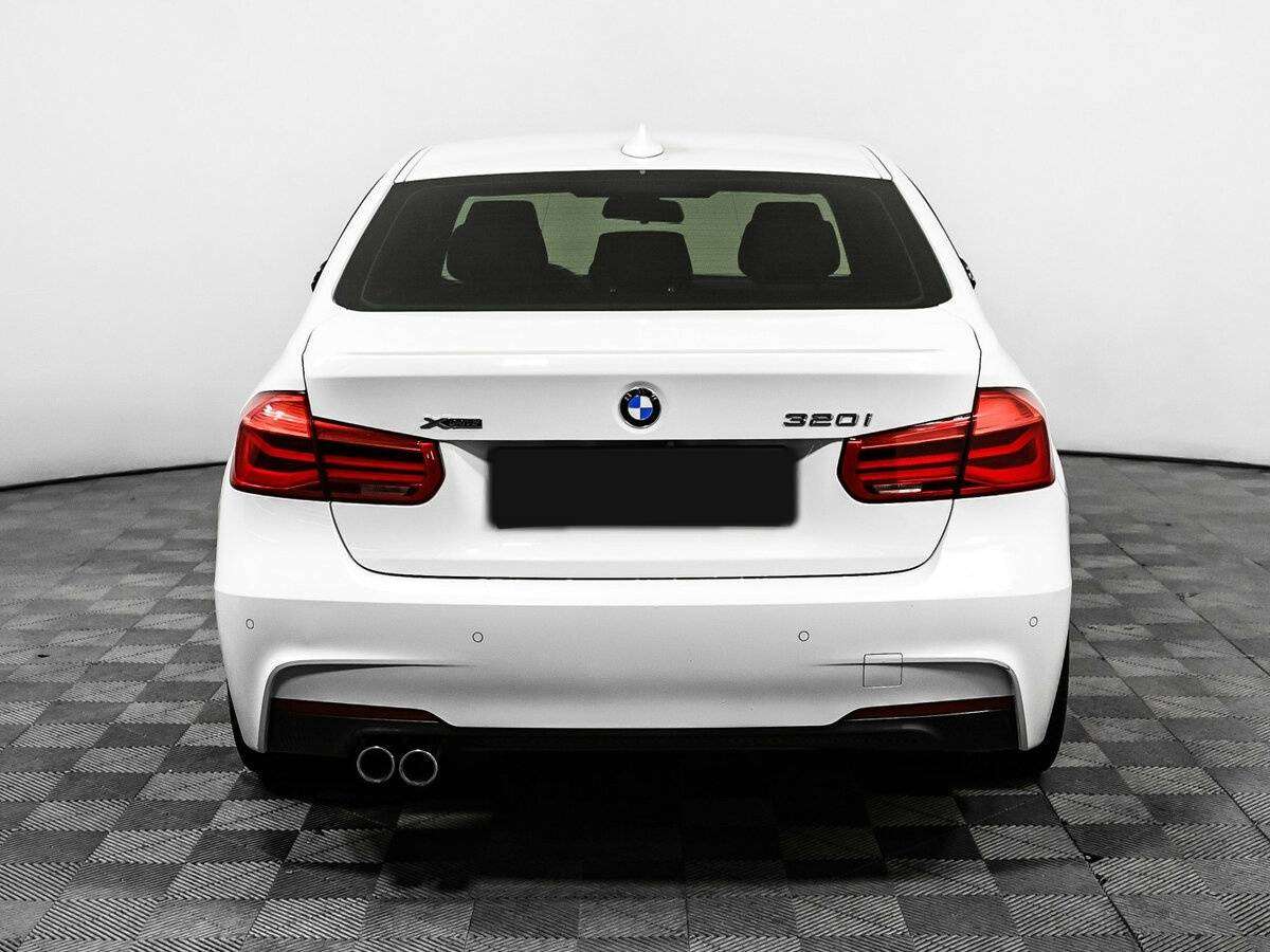BMW 3 серии 2018