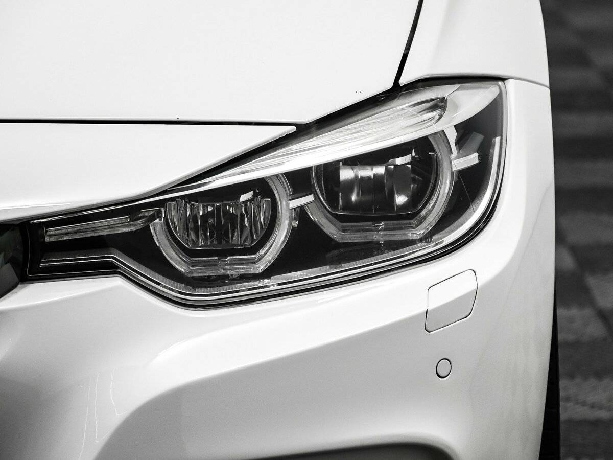 BMW 3 серии 2018