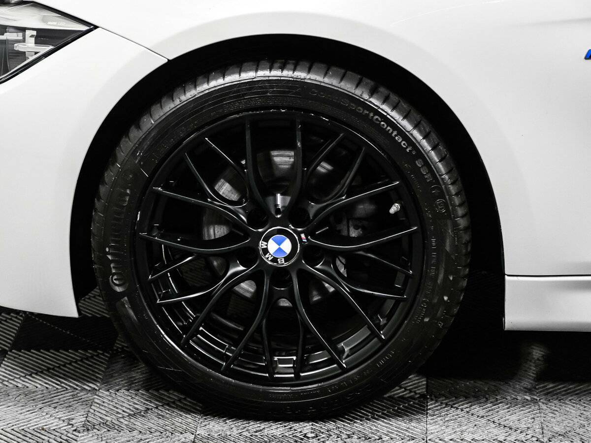 BMW 3 серии 2018