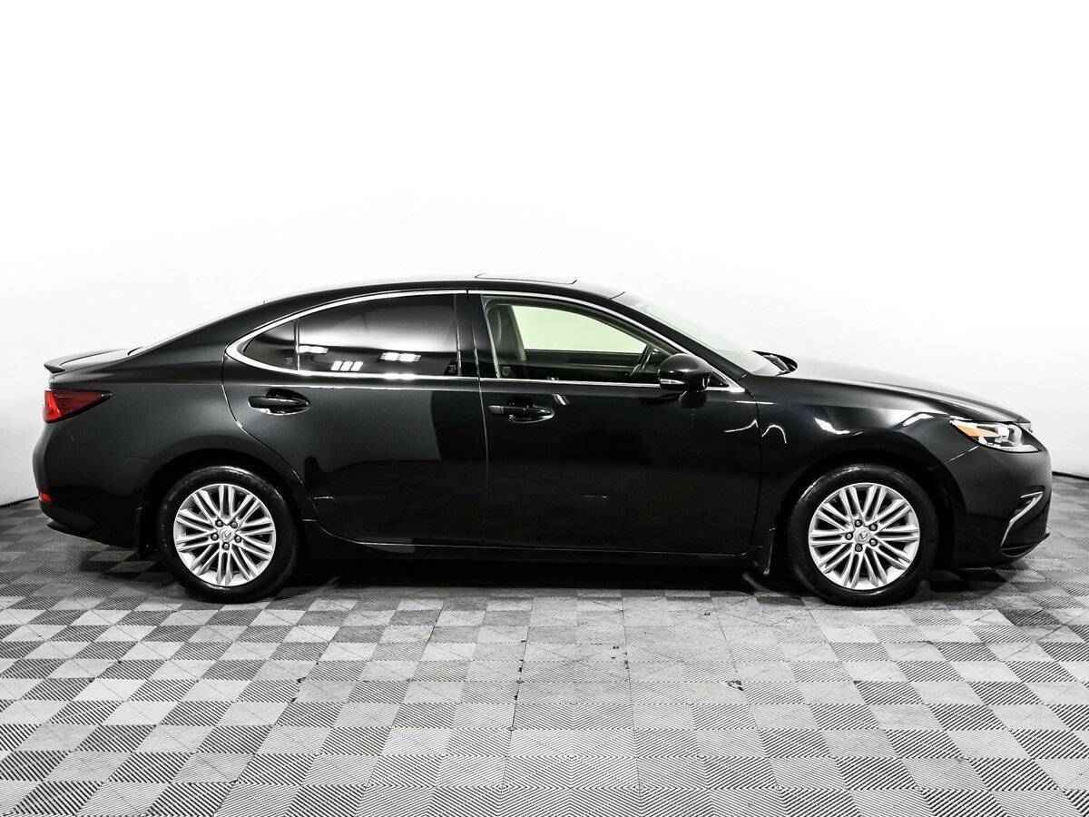 Lexus ES 2016
