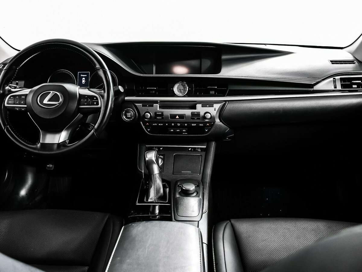 Lexus ES 2016