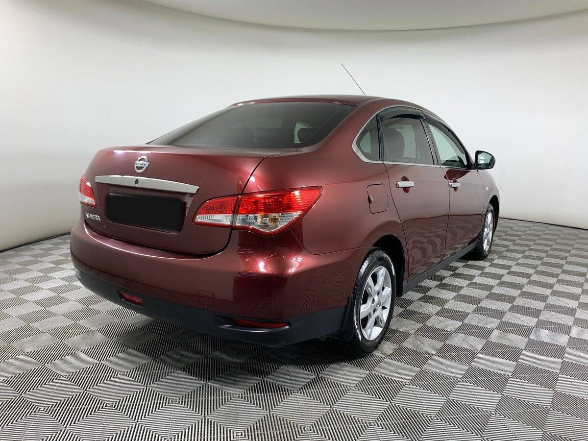 Nissan Almera