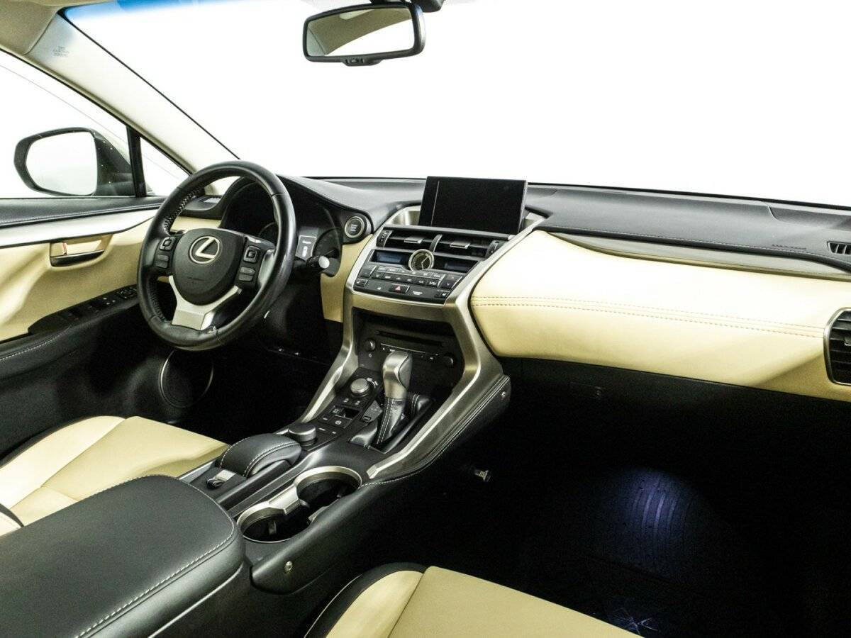 Lexus NX