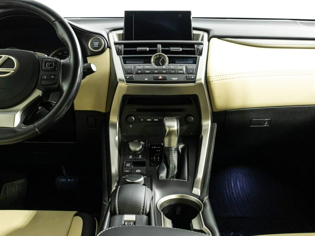 Lexus NX