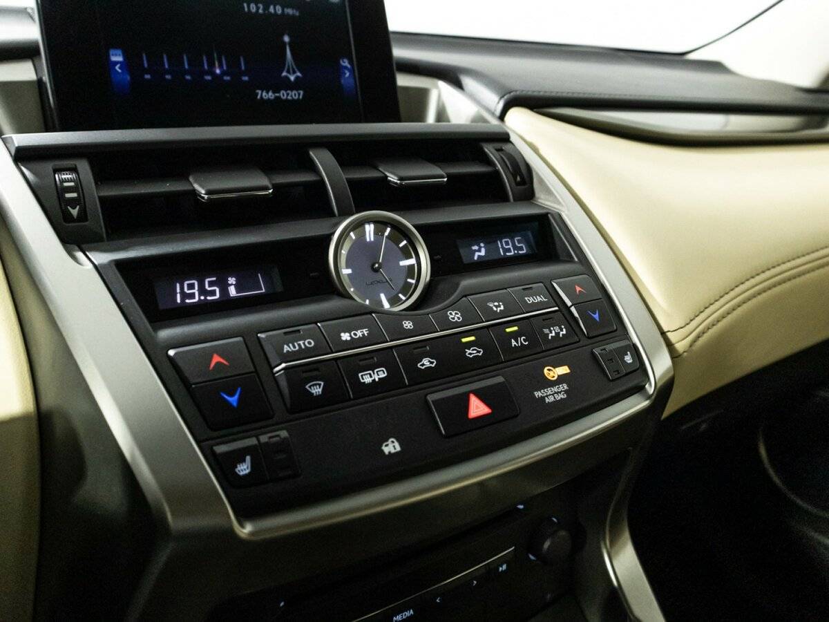 Lexus NX 2015