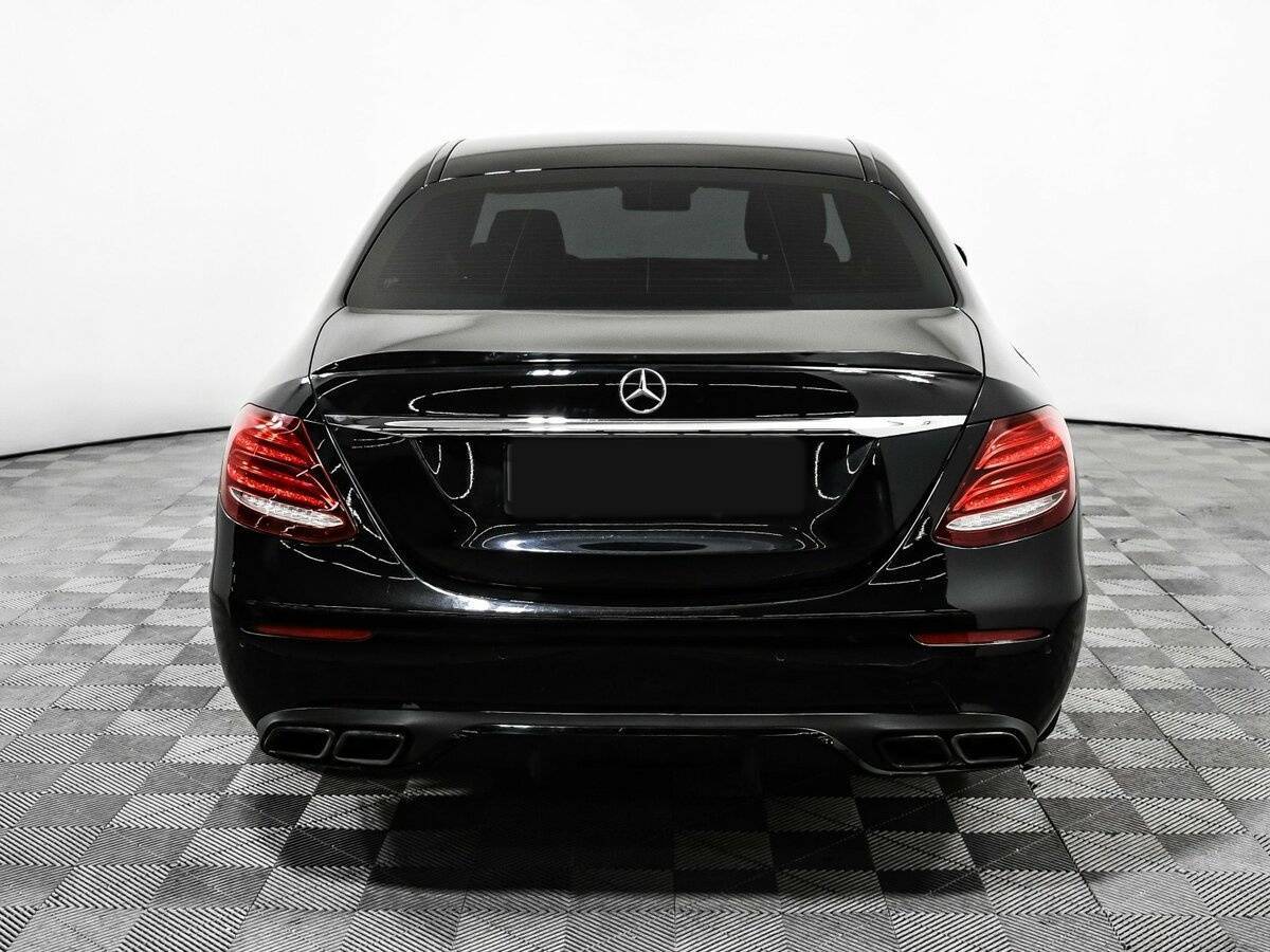 Mercedes-Benz E-Класс