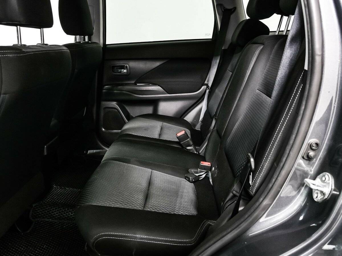 Mitsubishi Outlander 2018