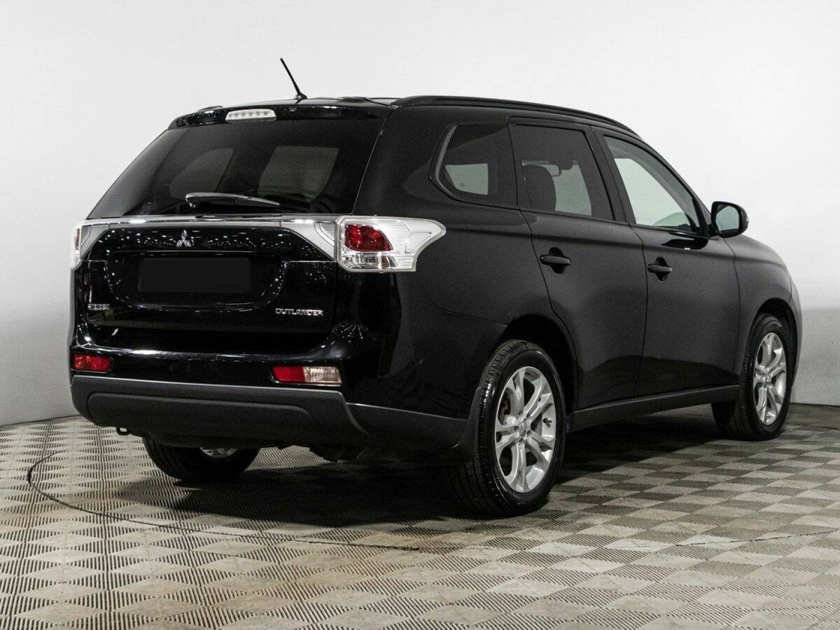 Mitsubishi Outlander 2013