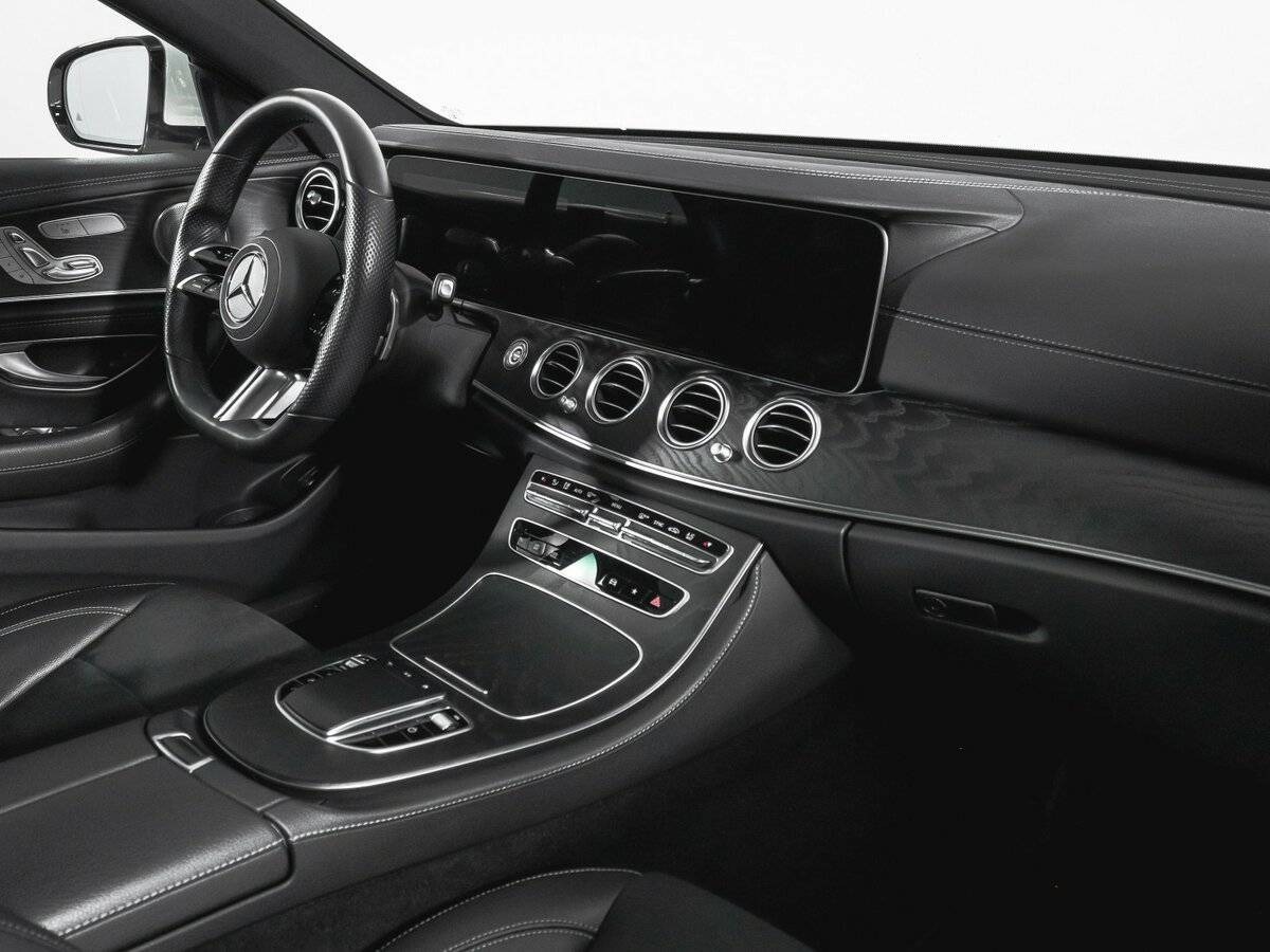Mercedes-Benz E-Класс 2021