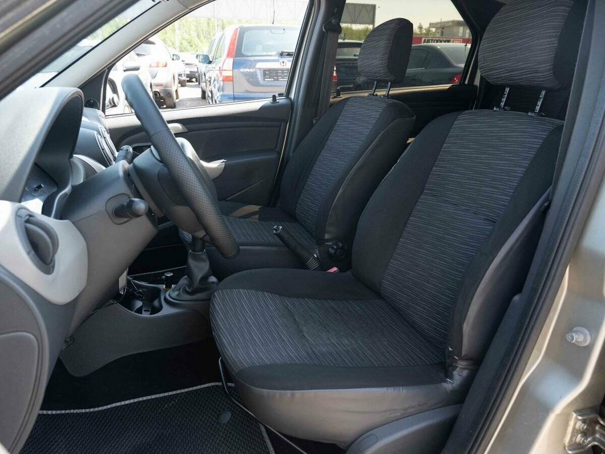 Renault Logan 2010