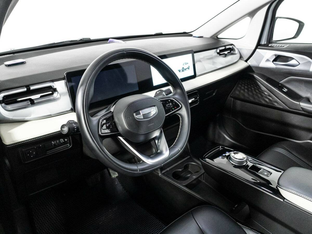 Geely Geometry E 2022