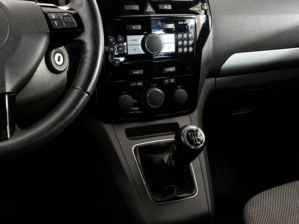 Opel Zafira 2011