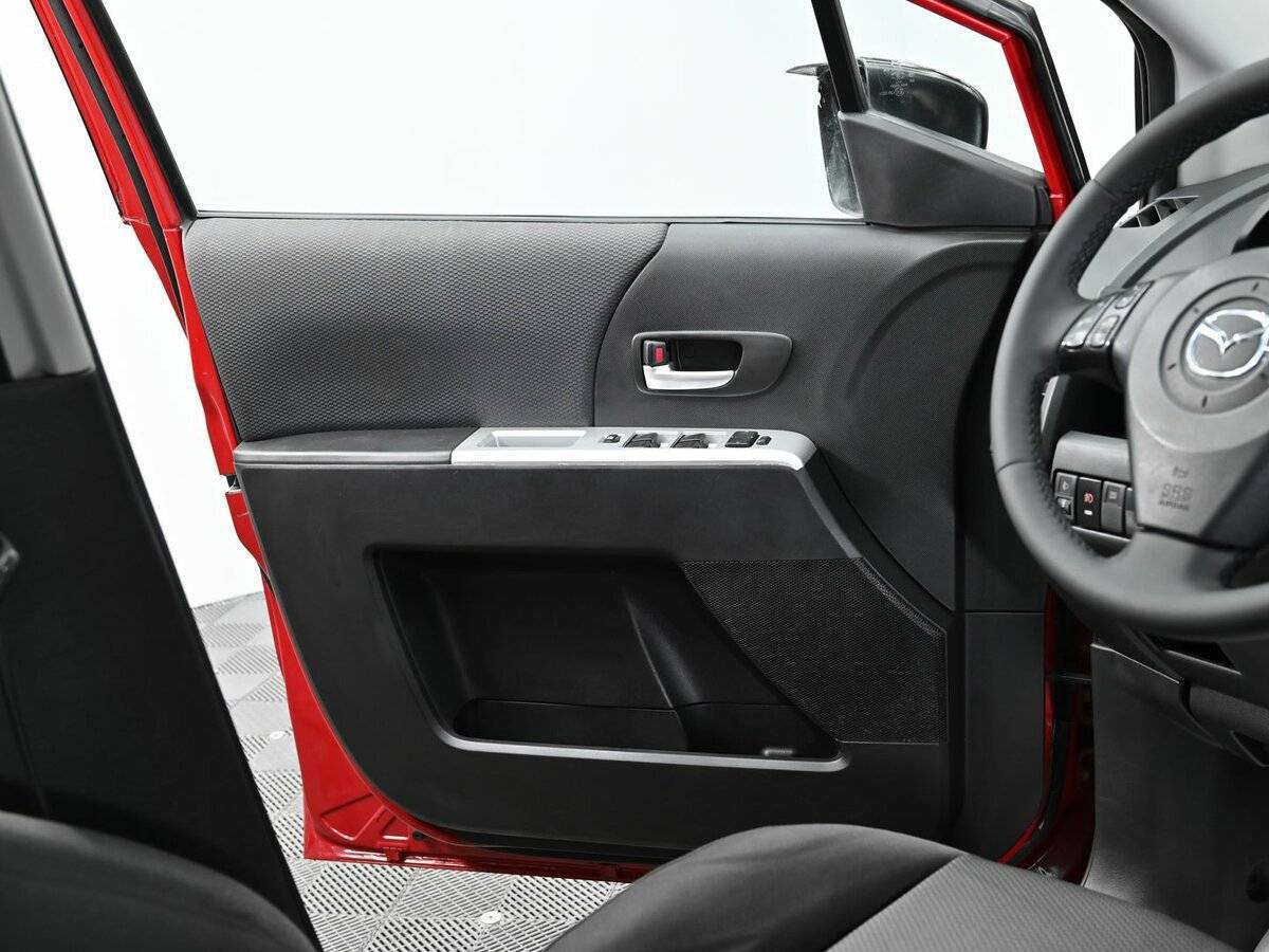Mazda 5