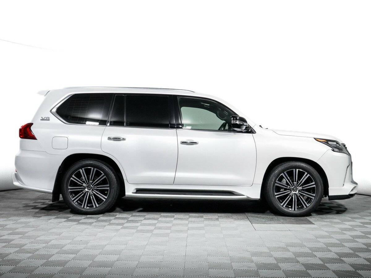 Lexus LX