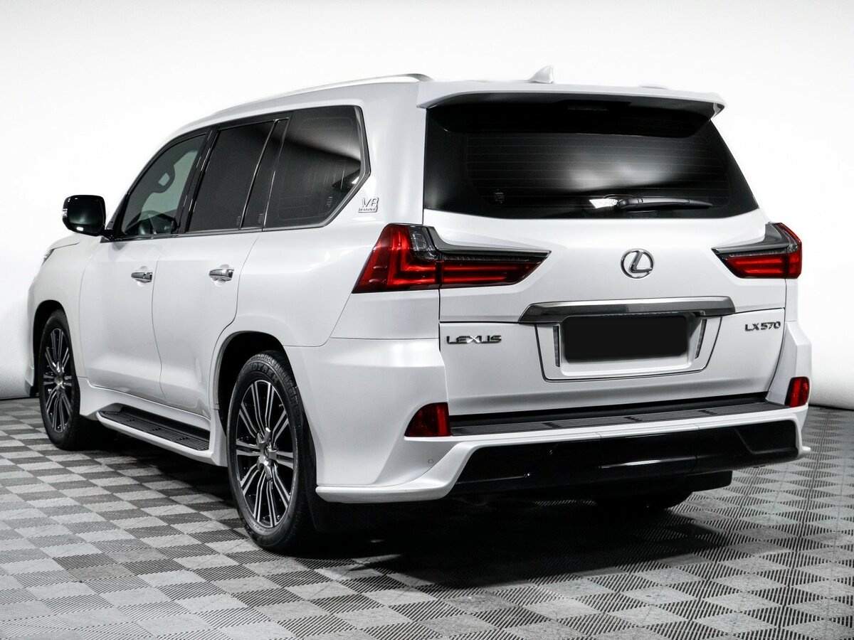 Lexus LX