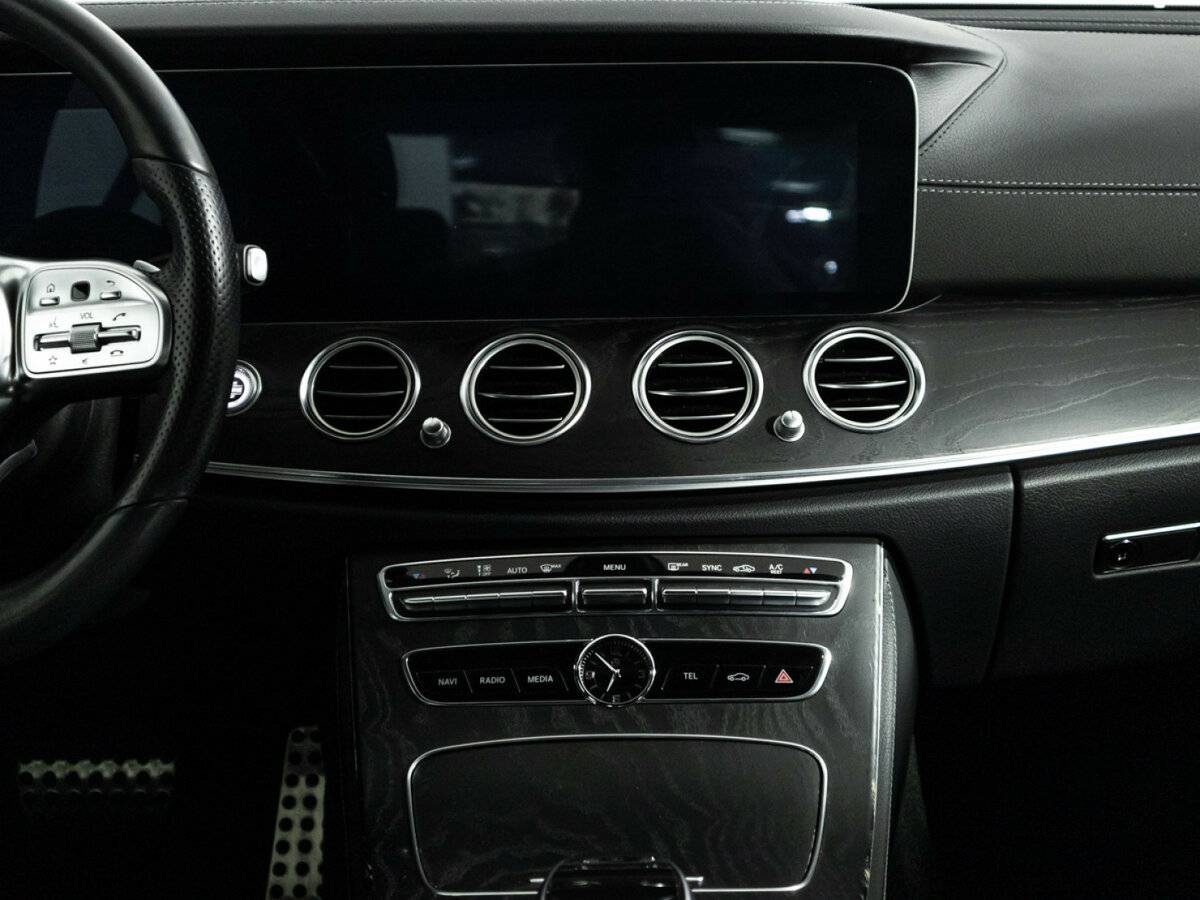 Mercedes-Benz E-Класс 2019