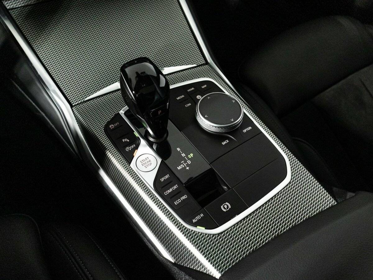 BMW 3 серии 2021
