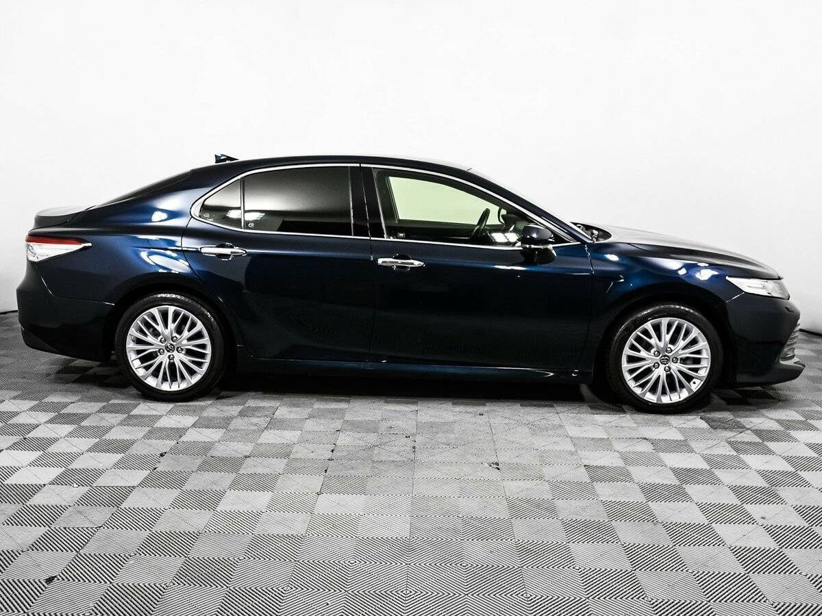 Toyota Camry 2018