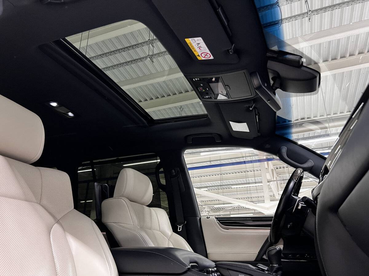 Lexus LX 2017