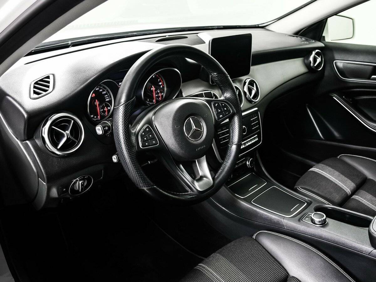 Mercedes-Benz GLA 2019