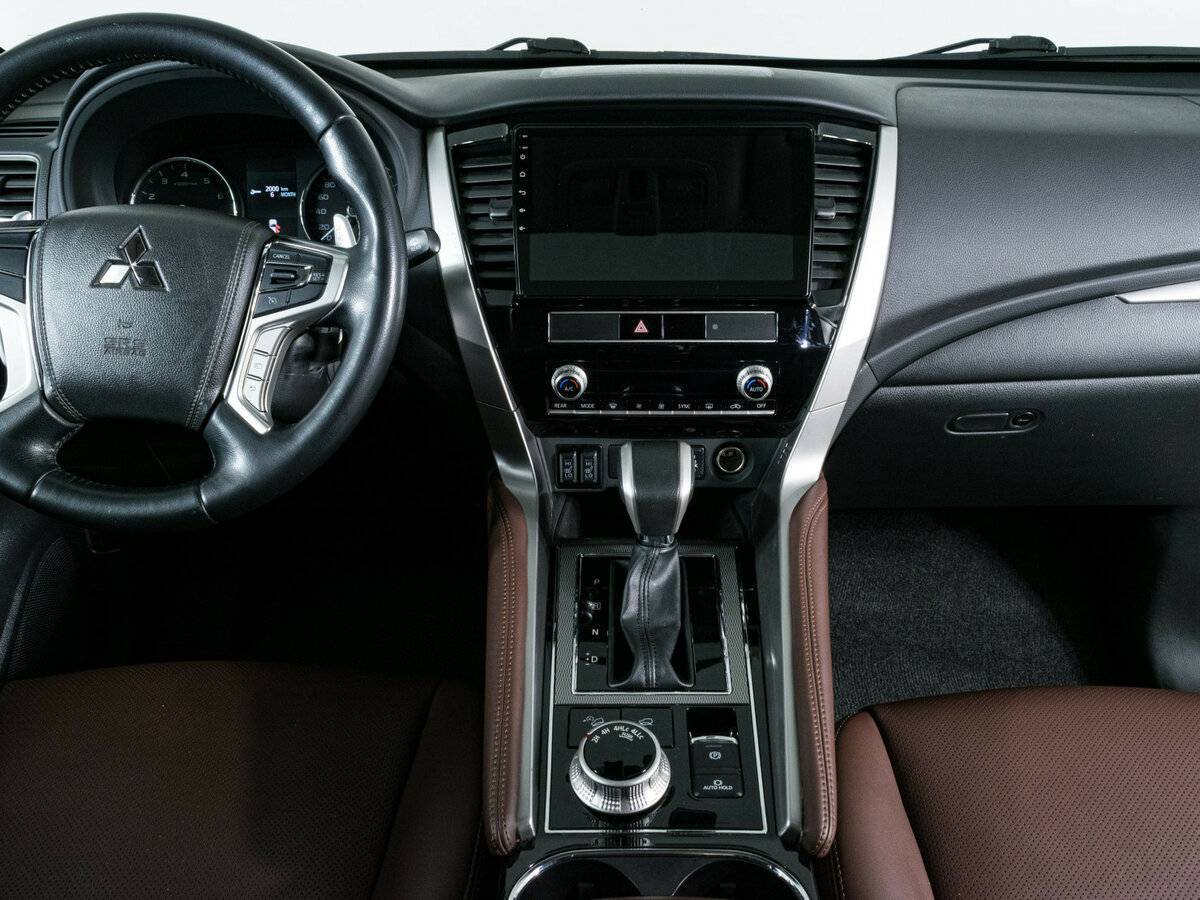 Mitsubishi Pajero Sport