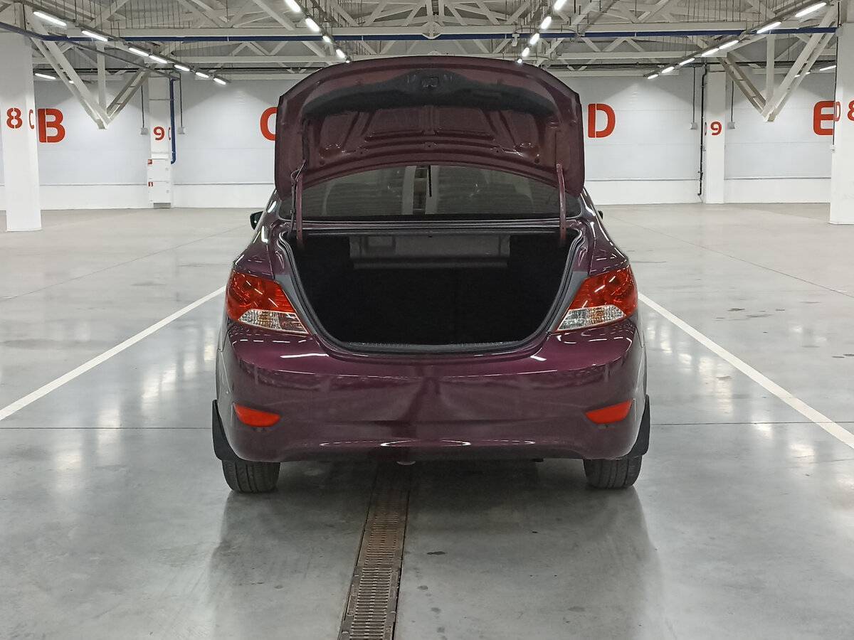 Hyundai Solaris 2013