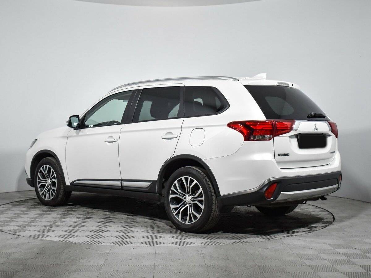 Mitsubishi Outlander 2018