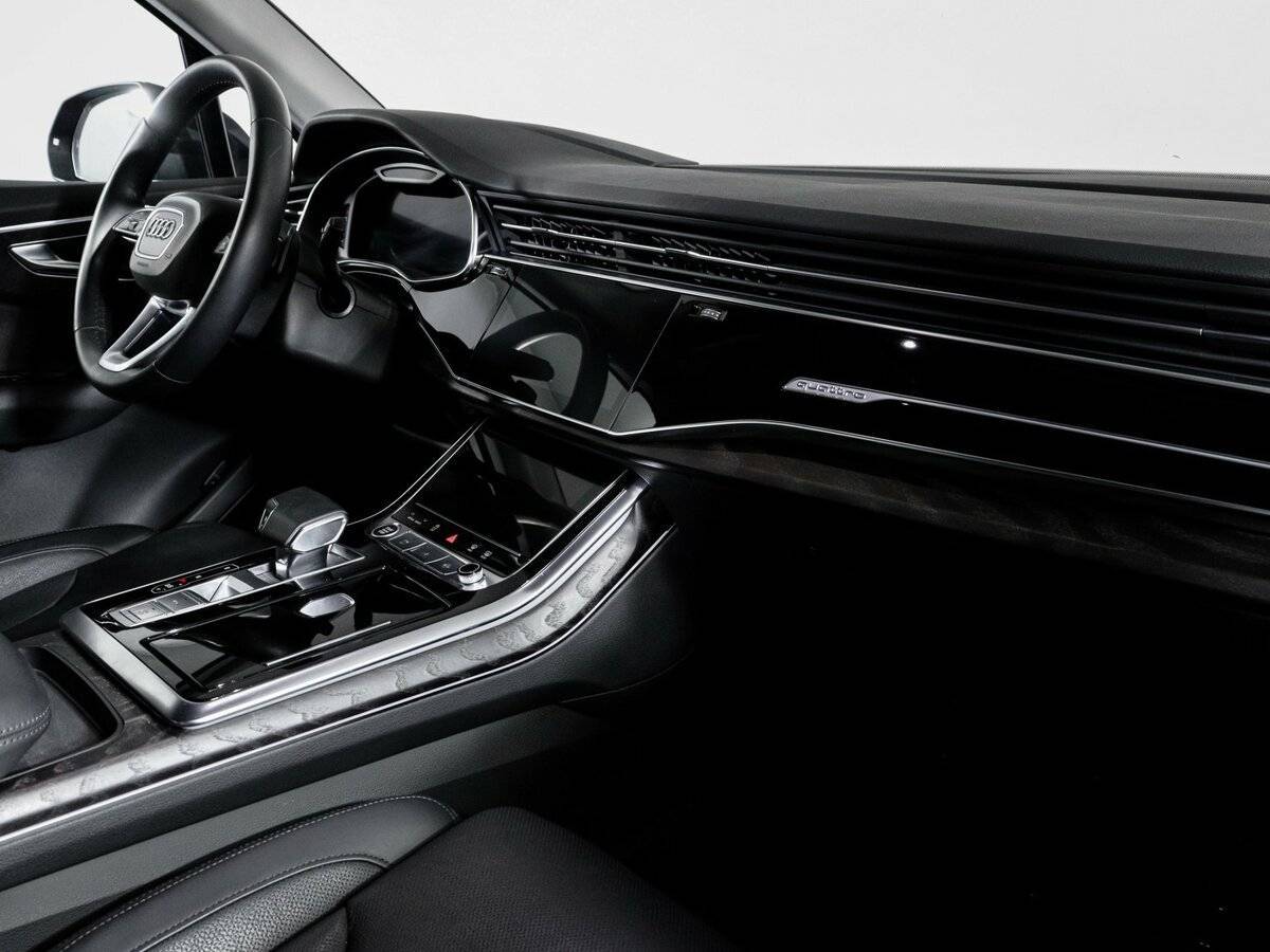 Audi Q7 2021