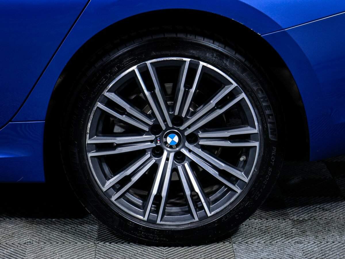 BMW 3 серии 2019