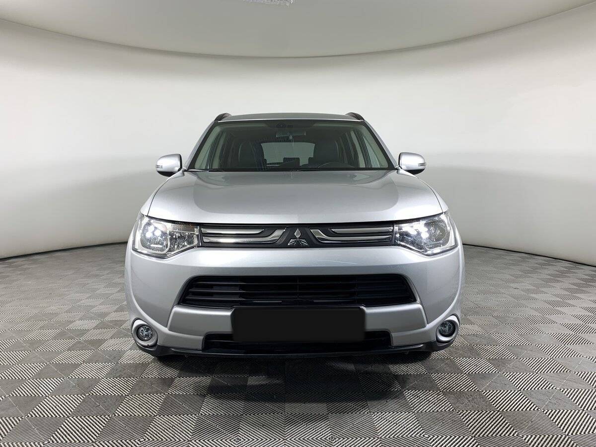 Mitsubishi Outlander 2013