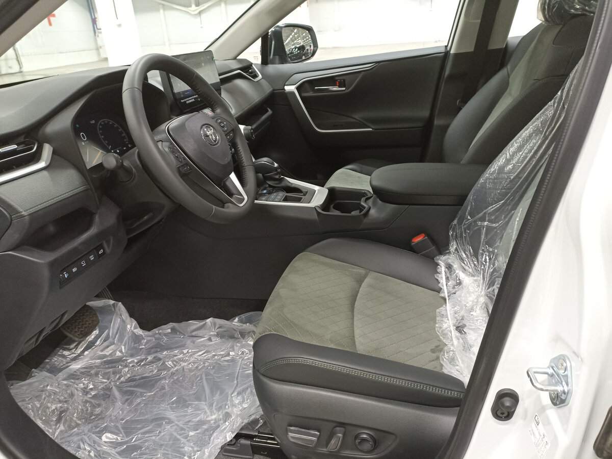 Toyota RAV4 2024