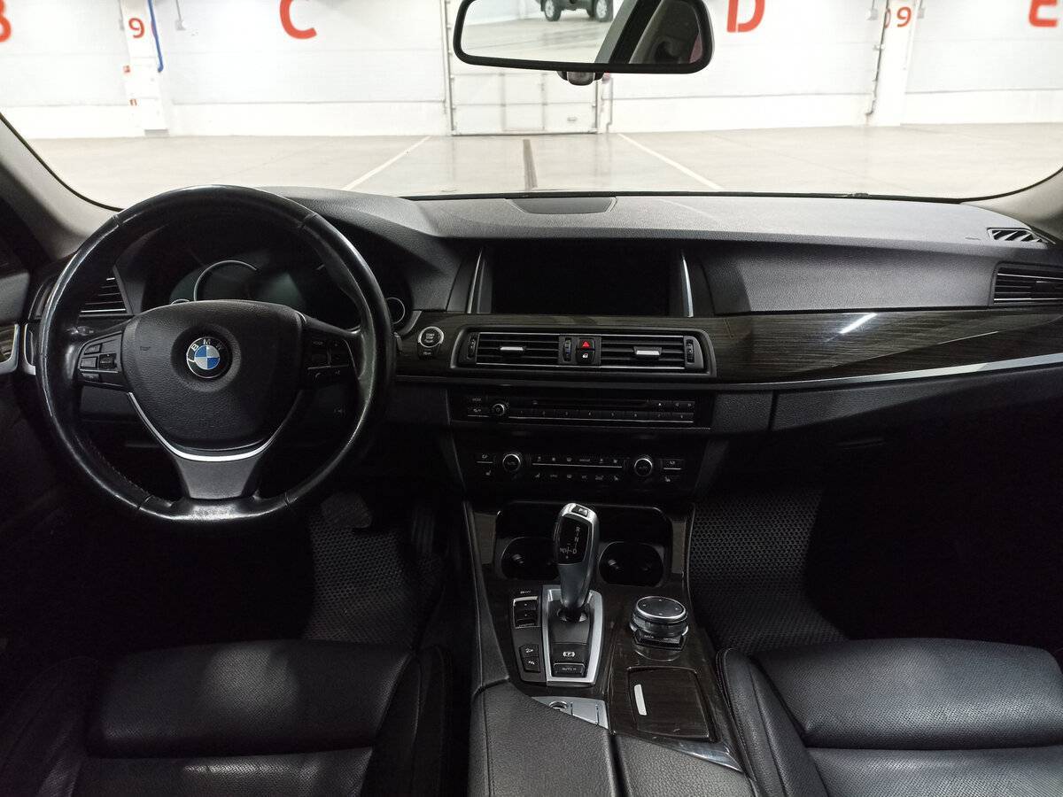BMW 5 серии 2016